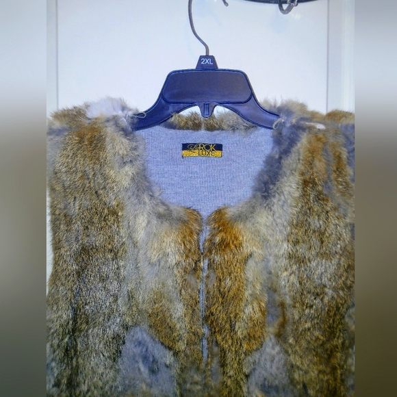 Genuin rabbit fur vest - Picture 3 of 5